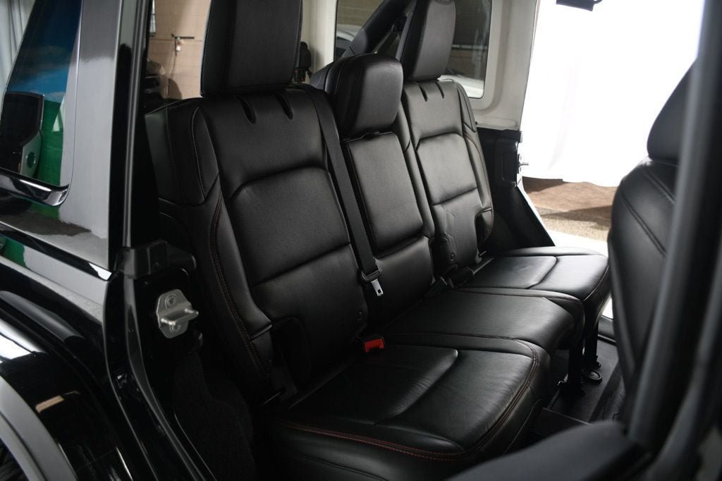 Used 2018 Jeep Wrangler Unlimited Rubicon AWD/4WD image 41