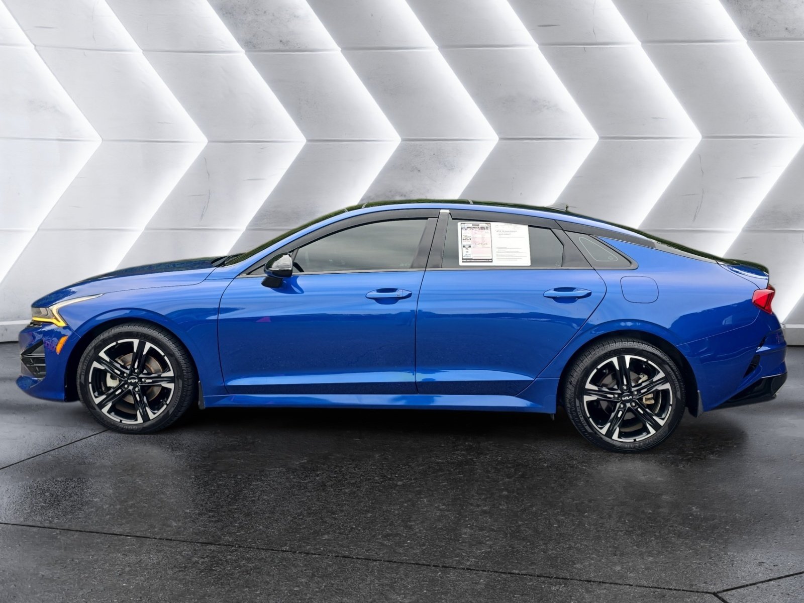 Used 2022 Kia K5 GT-Line w/ GT-Line FWD Premium Package image 2