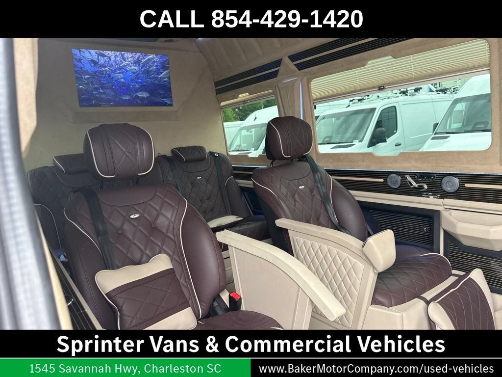 Used 2021 Mercedes-Benz Sprinter 2500 image 1