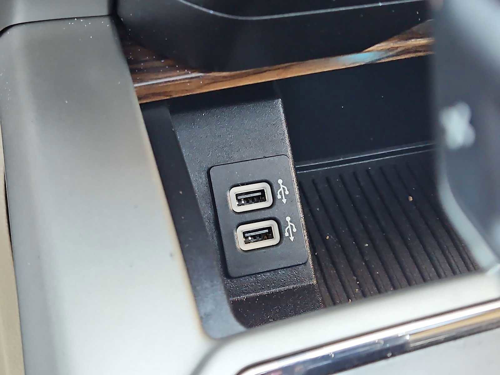 Used 2019 Ford F150 Lariat image 33