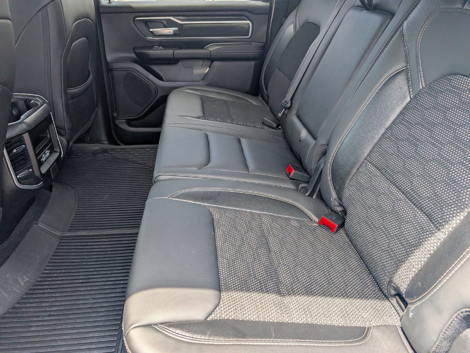 Used 2023 RAM 1500 Big Horn AWD/4WD image 14