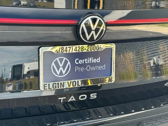 Used 2025 Volkswagen Taos SE AWD/4WD image 13