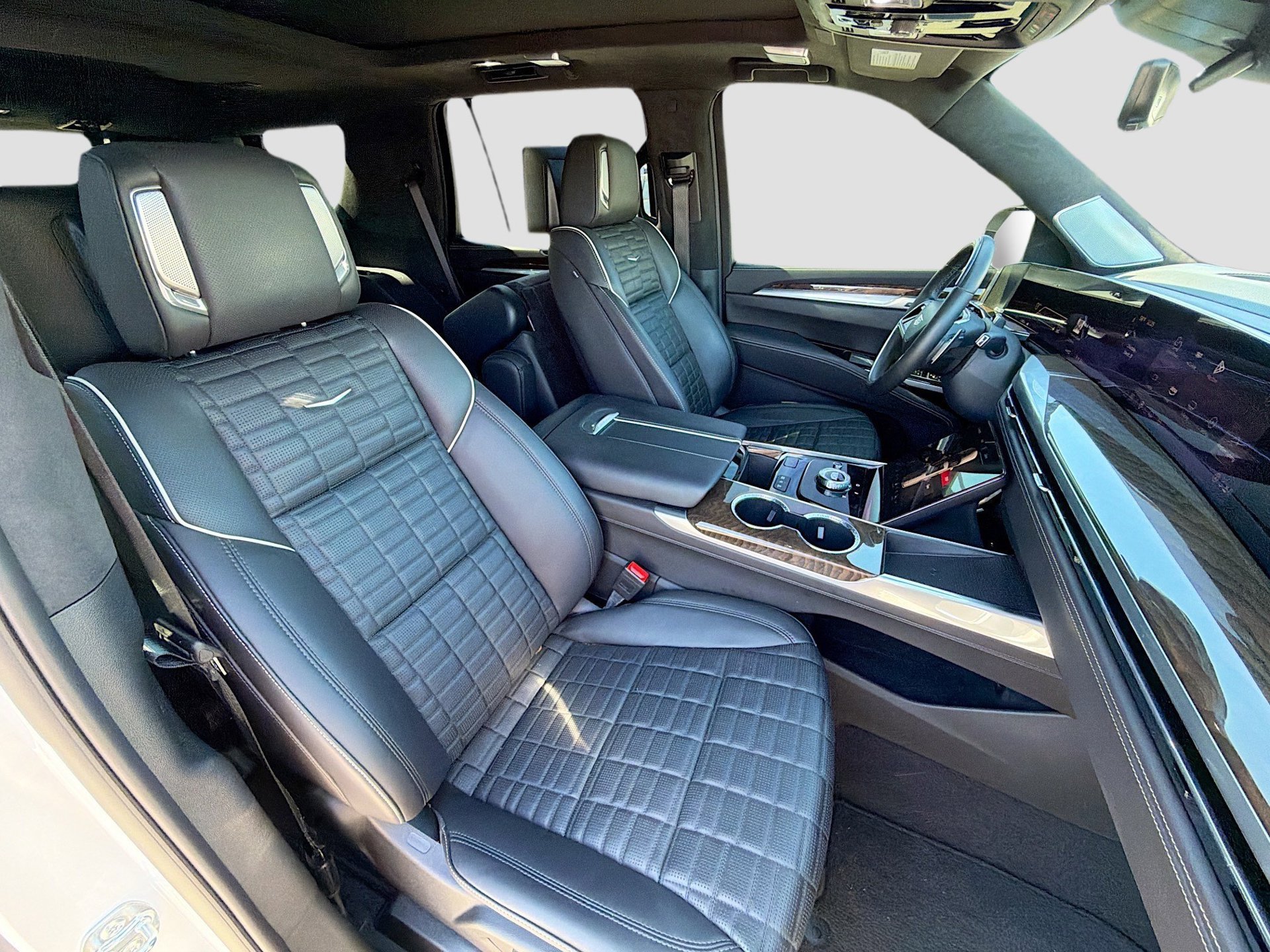 Used 2025 Cadillac Escalade Sport Platinum AWD/4WD image 16