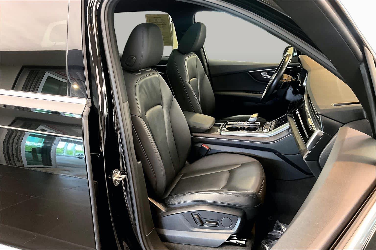 Used 2021 Audi Q7 2.0T Premium w/ Convenience Package AWD/4WD image 8
