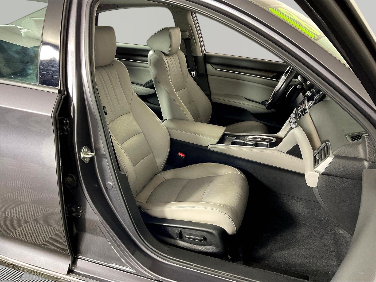 Used 2018 Honda Accord EX-L image 29
