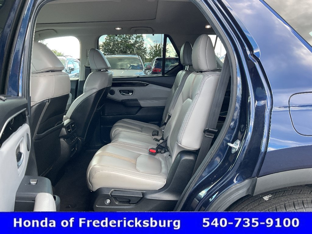 Certified 2025 Honda Pilot Touring image 18