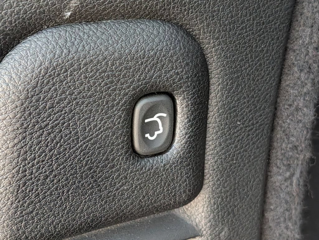 Used 2024 Dodge Durango GT AWD/4WD image 24