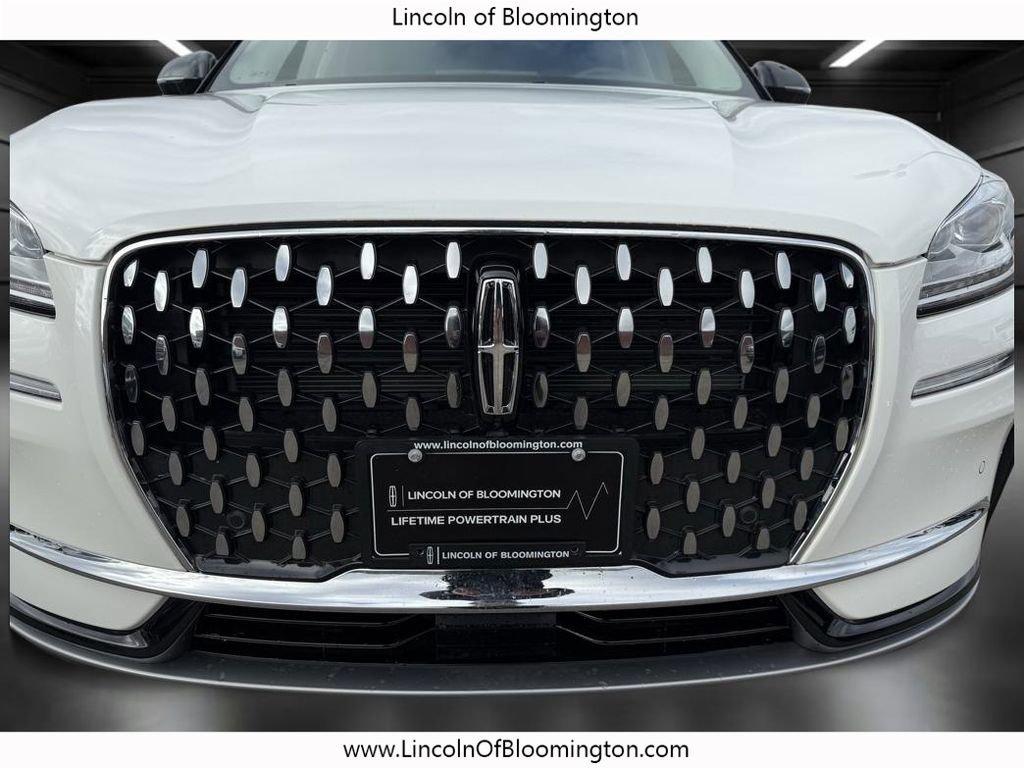 New 2025 Lincoln Corsair Reserve w/ Towing Package image 52