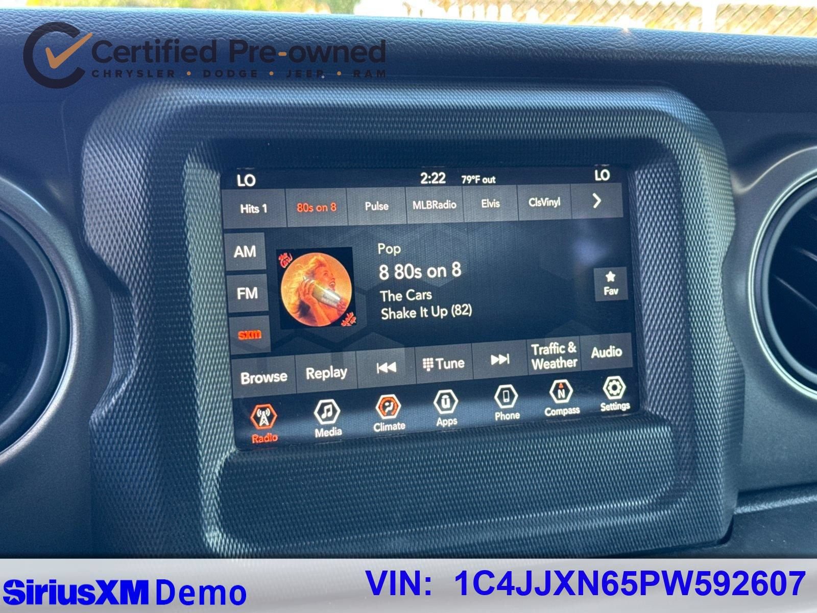 Used 2023 Jeep Wrangler Unlimited AWD/4WD image 29