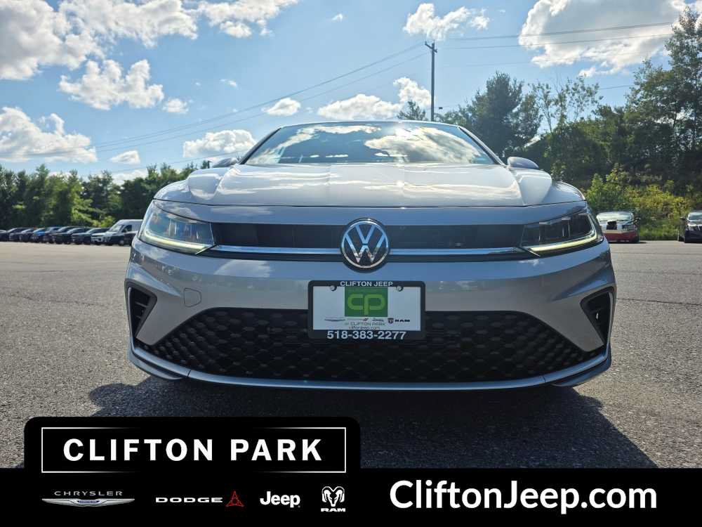 Used 2025 Volkswagen Jetta S FWD image 2