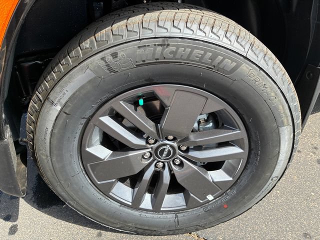 New 2026 Nissan Frontier SV w/ Tow Package AWD/4WD image 10