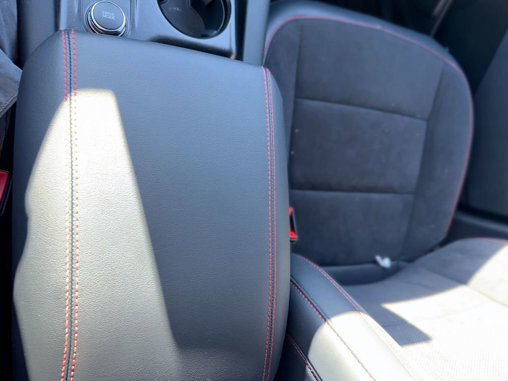 Used 2025 Ford Explorer ST w/ Sun And Sound Package image 21