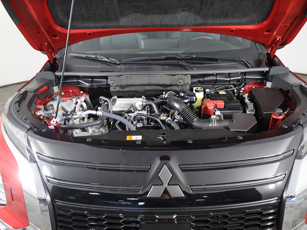 New 2026 Mitsubishi Outlander LE AWD/4WD image 19