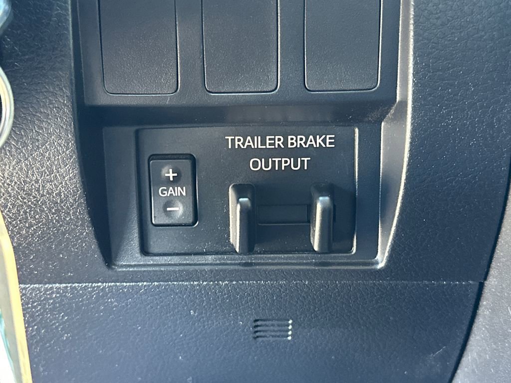 Used 2020 Toyota Tundra SR image 24