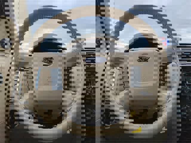 Used 2010 Ford Escape Limited image 24