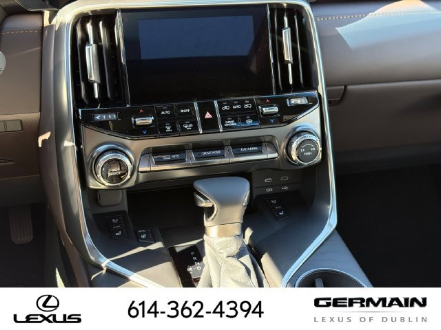 New 2026 Lexus LX 600 4WD w/ Appearance Package image 19