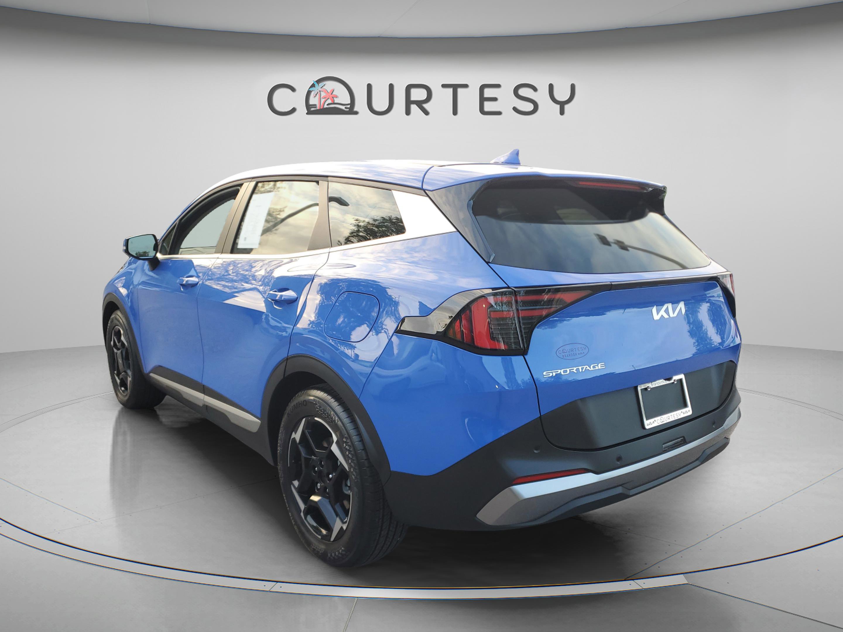 Certified 2026 Kia Sportage EX image 2