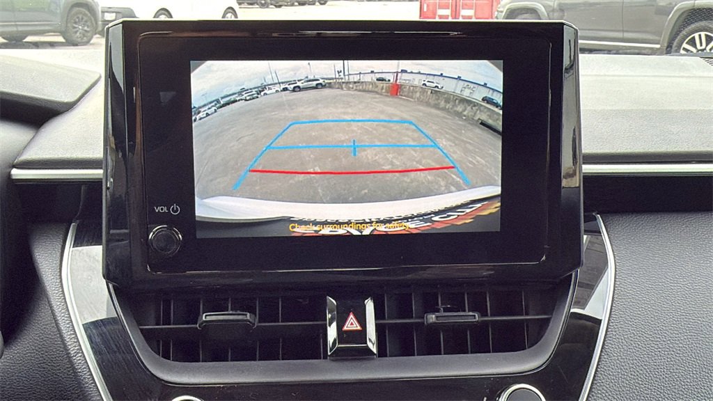 Used 2023 Toyota Corolla LE image 22