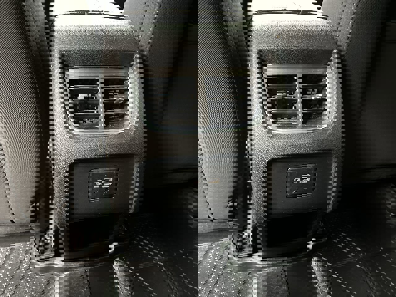 Used 2019 Chevrolet Blazer LT image 11