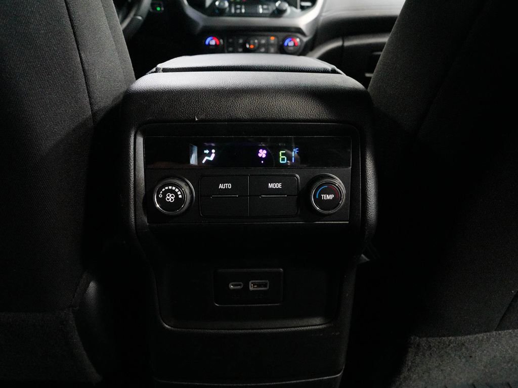 Used 2023 GMC Acadia SLE w/ Elevation Edition AWD/4WD image 37