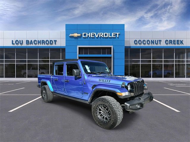 Used 2023 Jeep Gladiator Willys image 2