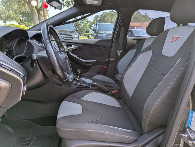 Used 2018 Ford Focus ST FWD image 21