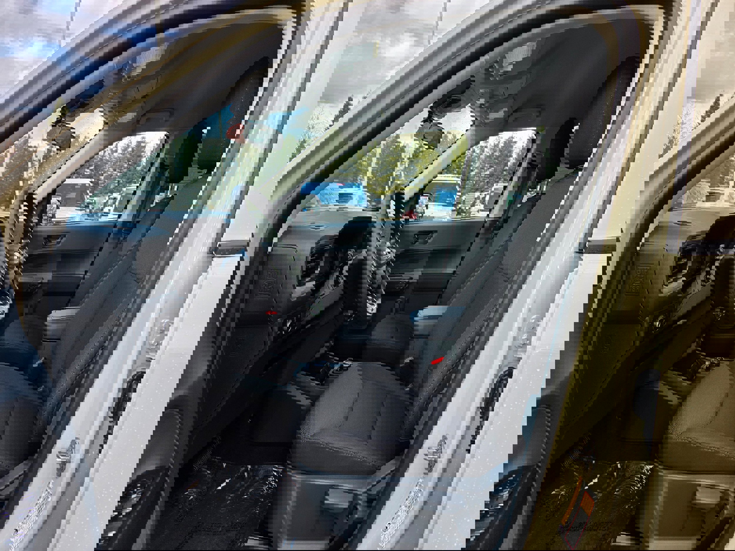 New 2025 Ford Maverick XL w/ Equipment Group 102A image 21