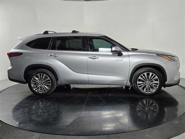 Used 2021 Toyota Highlander Platinum image 7