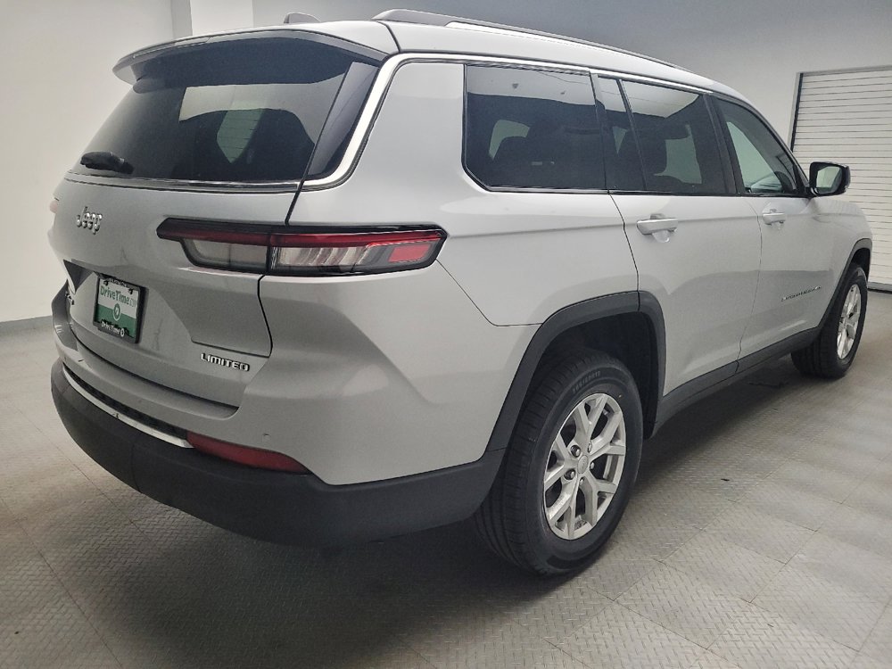 Used 2023 Jeep Grand Cherokee L Limited AWD/4WD image 9