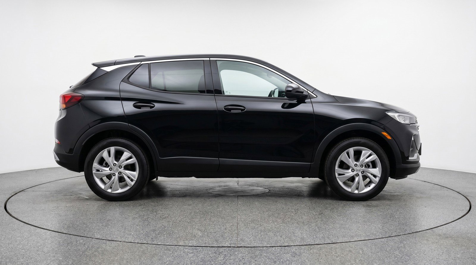 Used 2025 Buick Encore GX Preferred AWD/4WD image 11