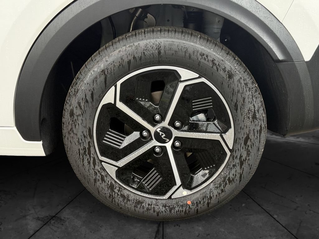 New 2026 Kia Niro LX FWD image 25