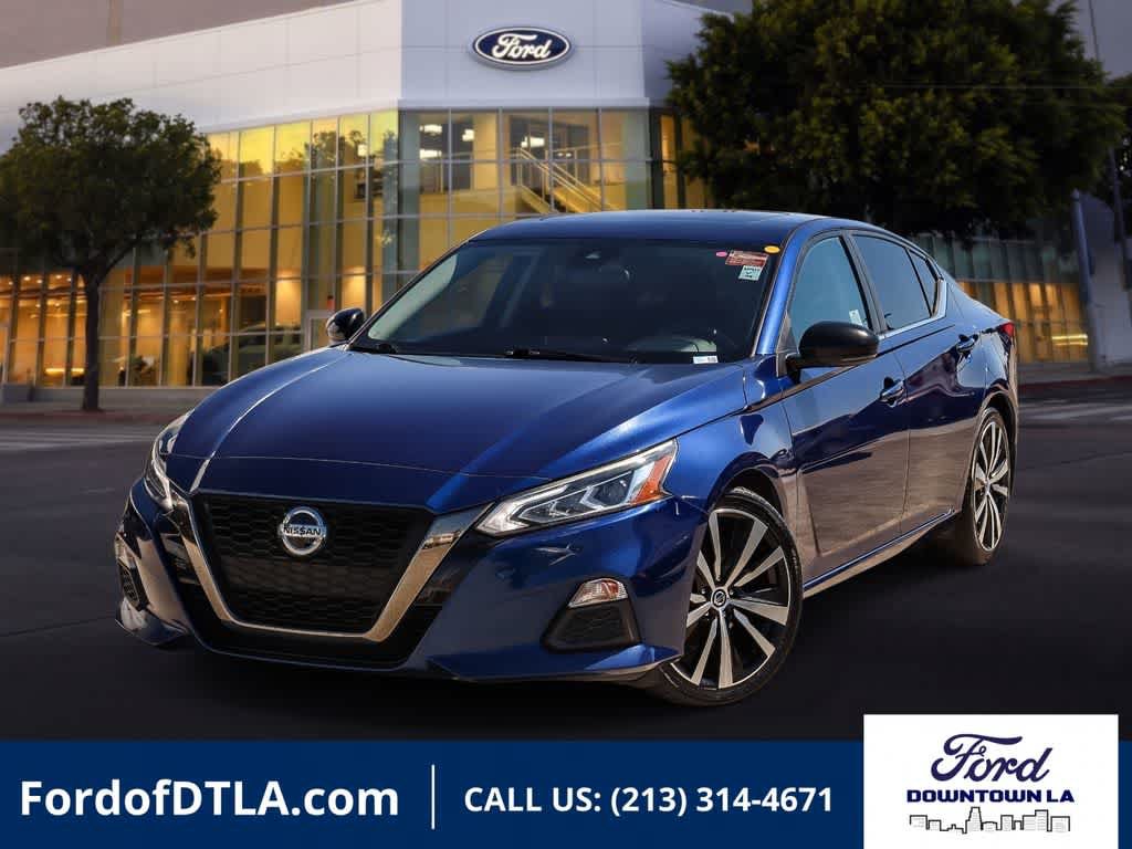 Used 2020 Nissan Altima 2.5 SR w/ Premium Package FWD image 1