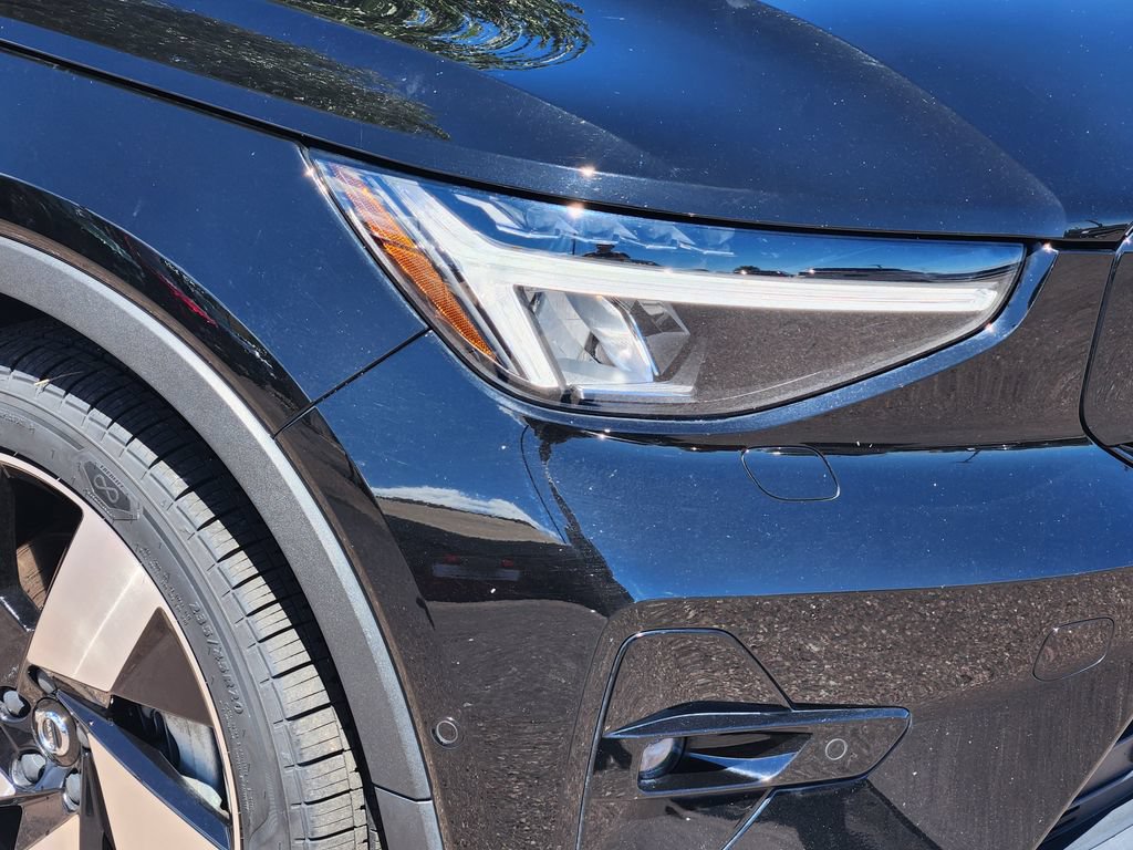 Used 2023 Volvo C40 P8 Recharge Ultimate w/ Protection Package Premier AWD/4WD image 28