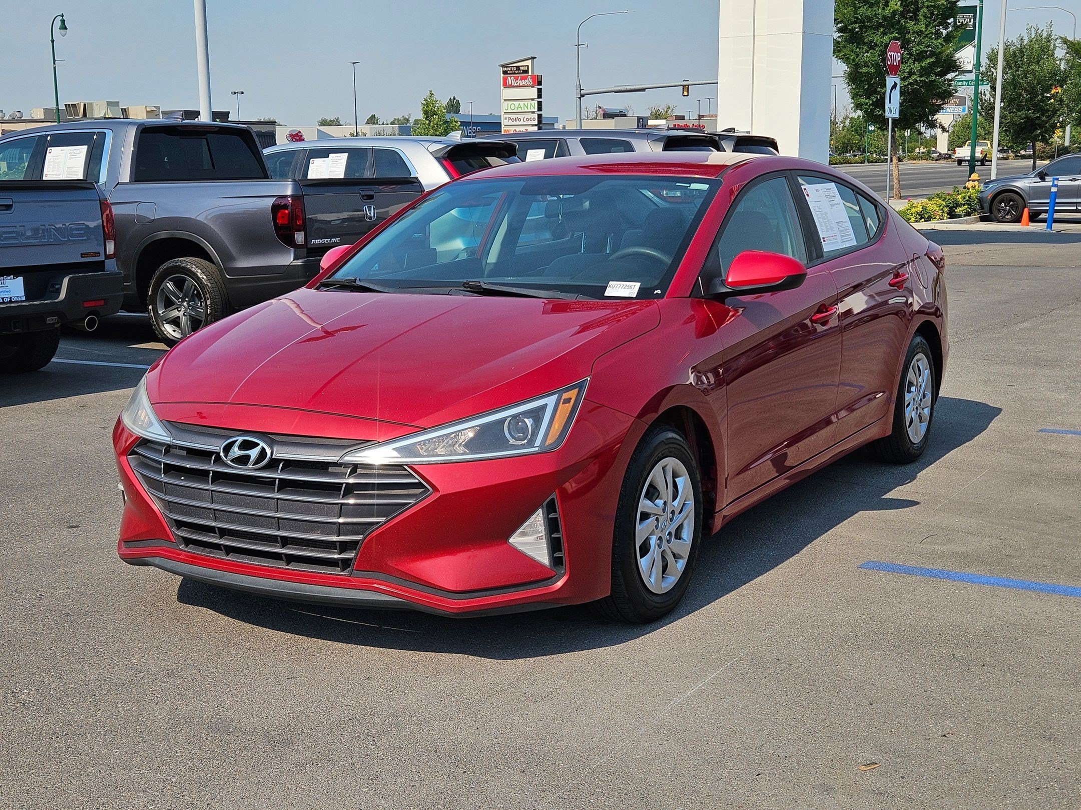 Used 2019 Hyundai Elantra SE FWD image 10