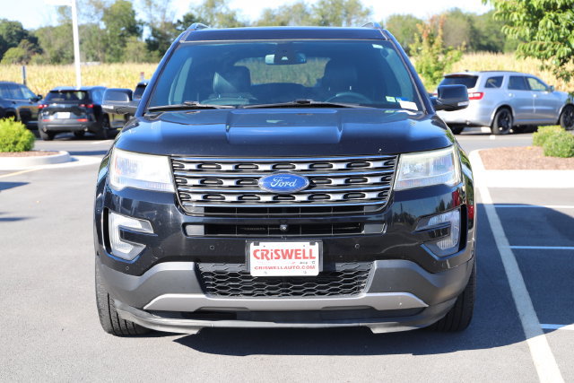 Used 2017 Ford Explorer Limited w/ Equipment Group 301A AWD/4WD image 6