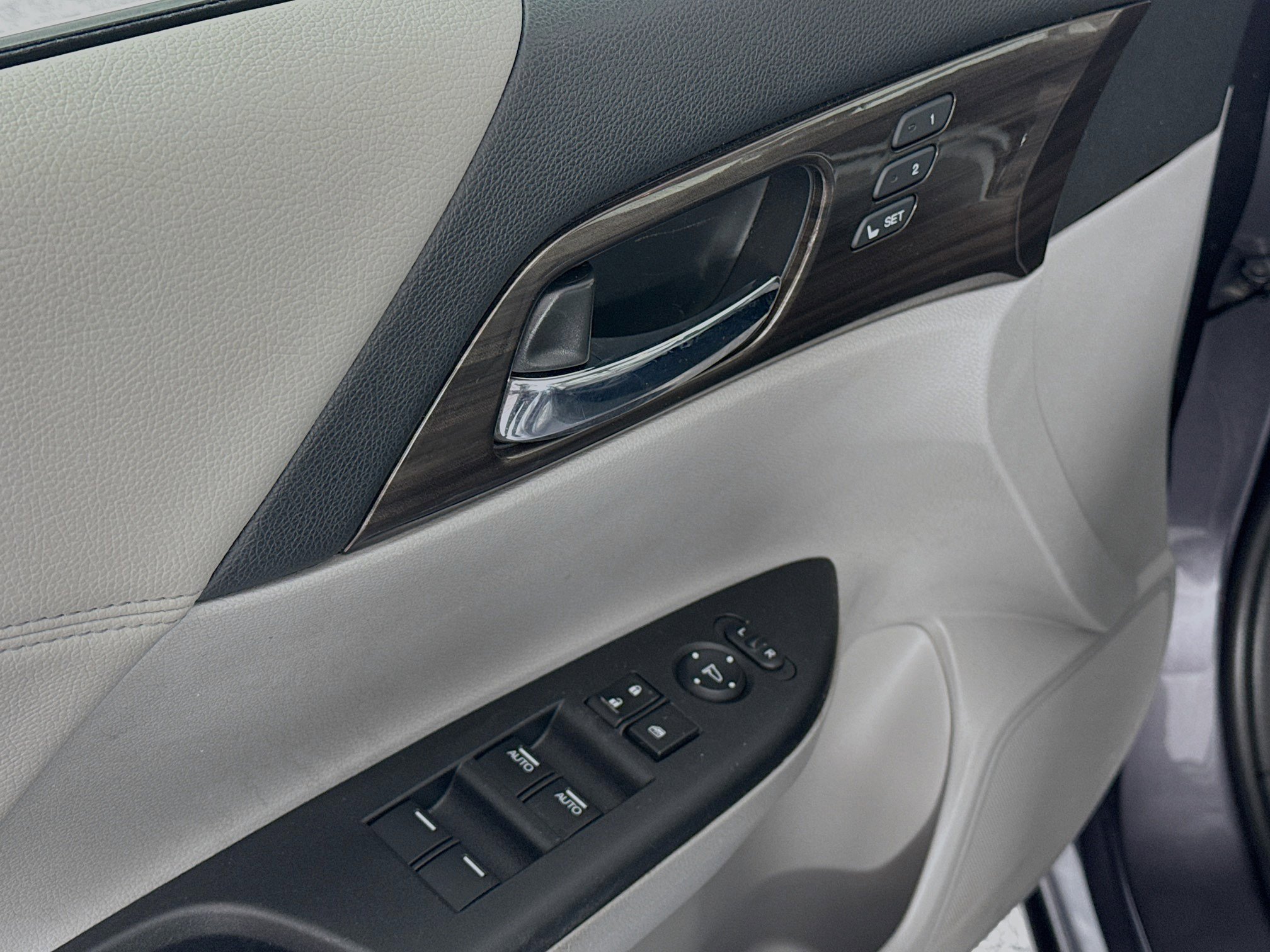 Used 2016 Honda Accord EX-L image 17