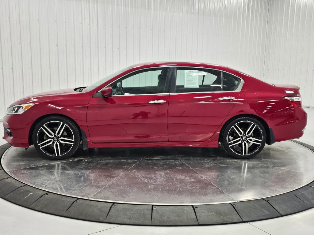 Used 2016 Honda Accord Sport image 26