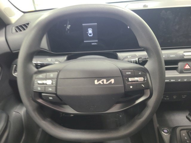 Used 2025 Kia K4 FWD image 20