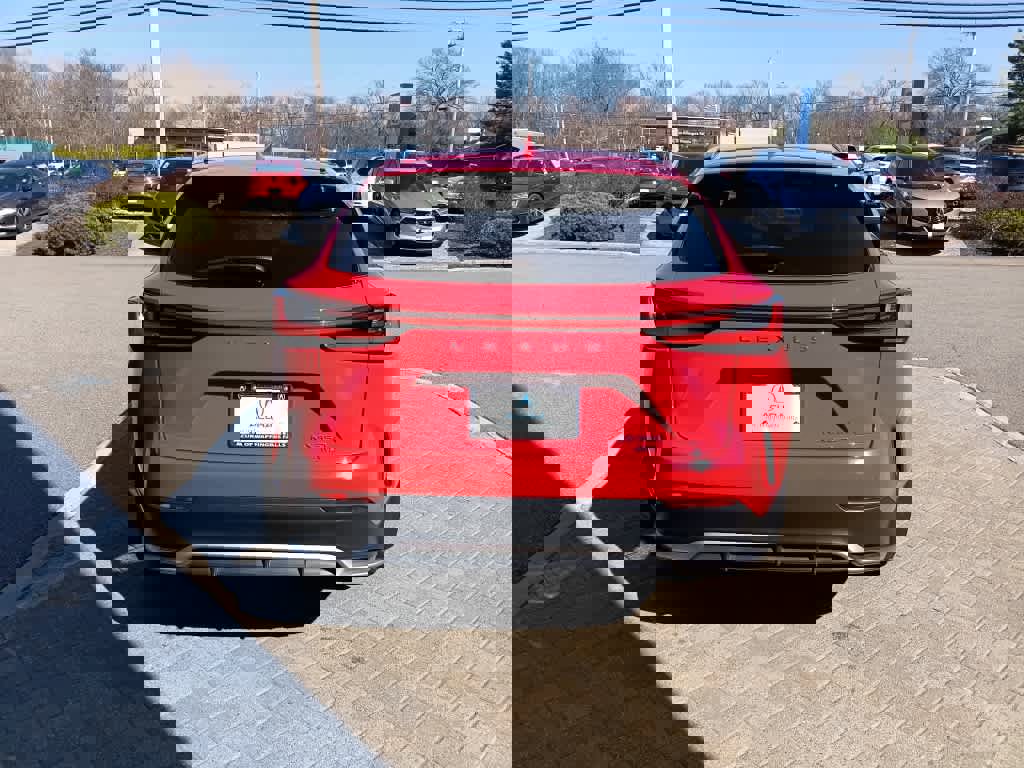 Used 2025 Lexus NX 350 F Sport w/ Accessory Package (2T) image 5