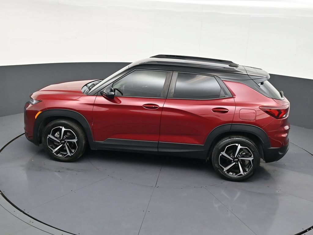 Used 2022 Chevrolet TrailBlazer RS w/ Technology Package FWD image 12