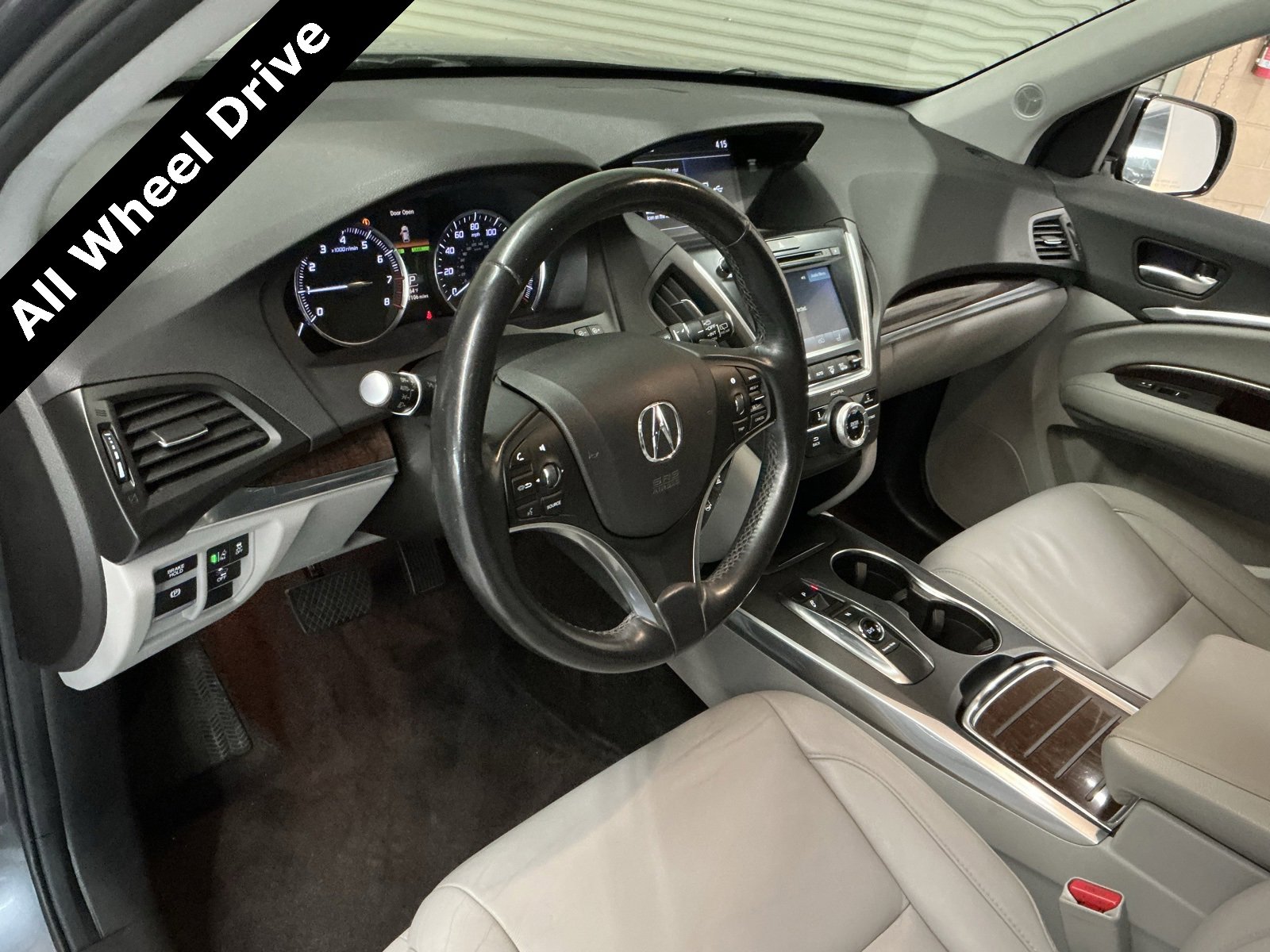 Used 2018 Acura MDX SH-AWD image 9