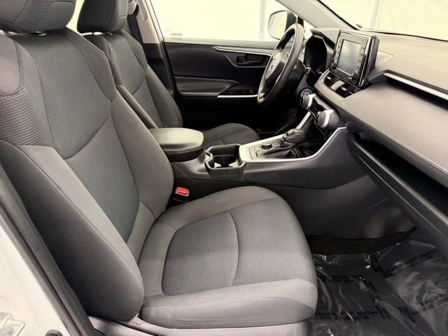 Used 2020 Toyota RAV4 LE w/ All Weather Liner Package image 20