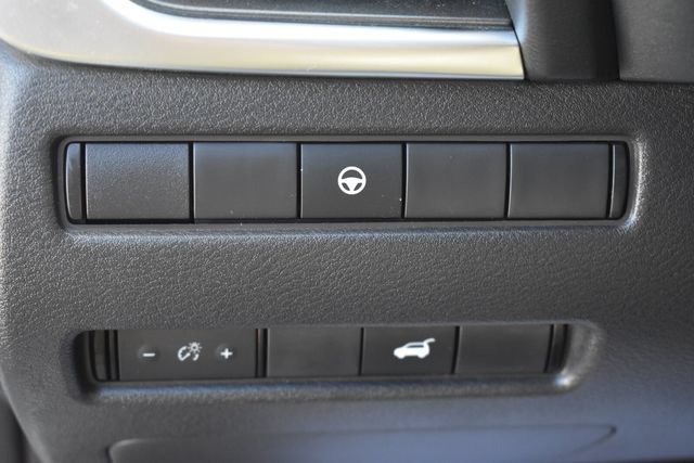 Used 2023 Nissan Rogue SV AWD/4WD image 24