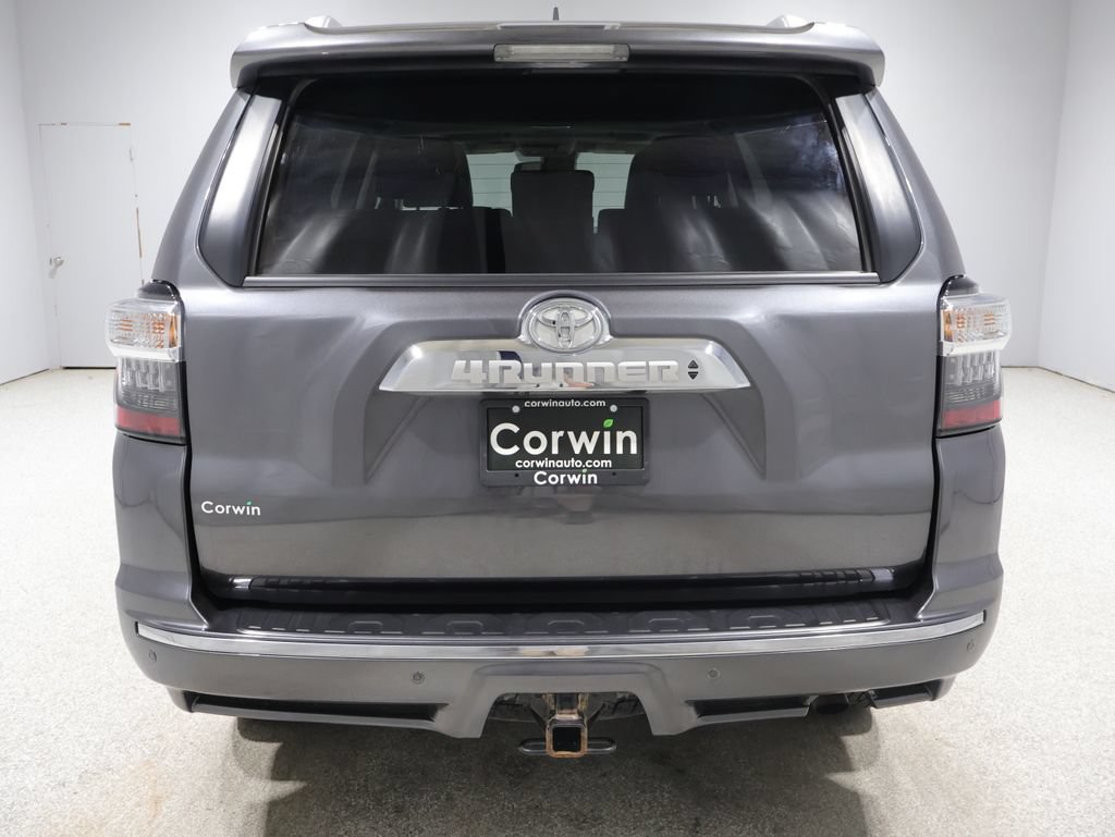 Used 2022 Toyota 4Runner Limited AWD/4WD image 3