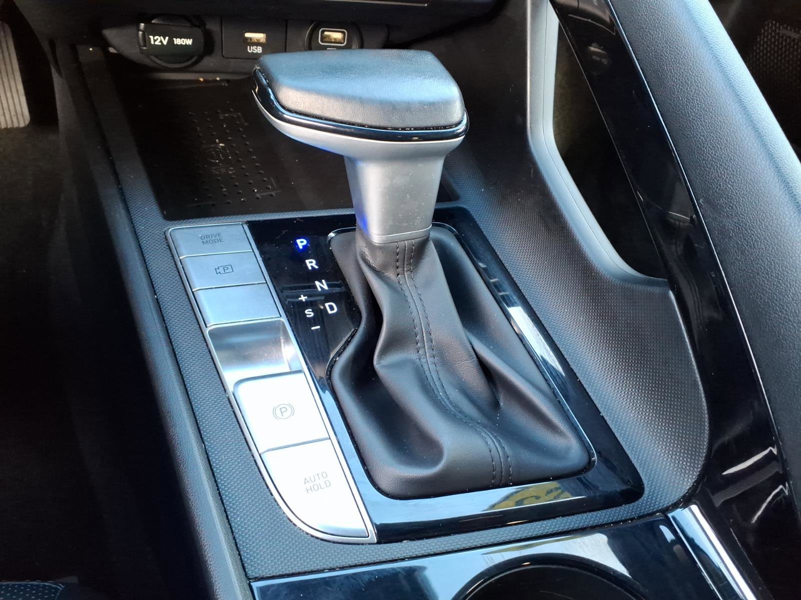 Certified 2023 Hyundai Elantra Limited image 24