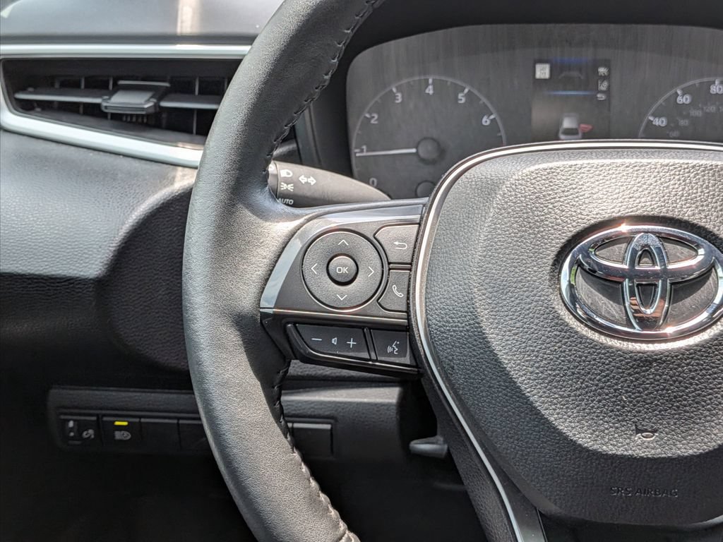 Used 2025 Toyota Corolla SE FWD image 14