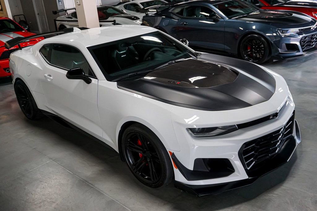 Used 2020 Chevrolet Camaro ZL1 image 36