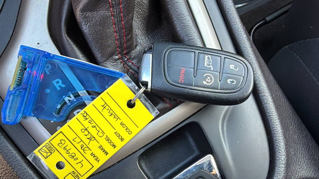 Used 2017 Jeep Cherokee Trailhawk image 29