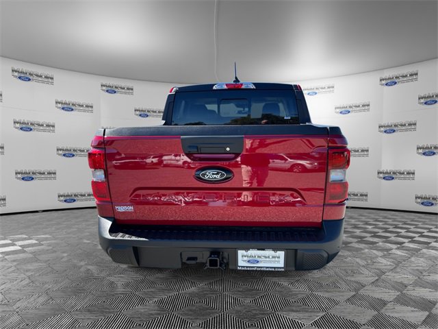 New 2025 Ford Maverick Lariat w/ Black Appearance Package image 4