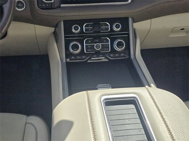 Used 2022 GMC Yukon XL Denali image 18